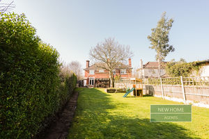 Photo 4- click for photo gallery